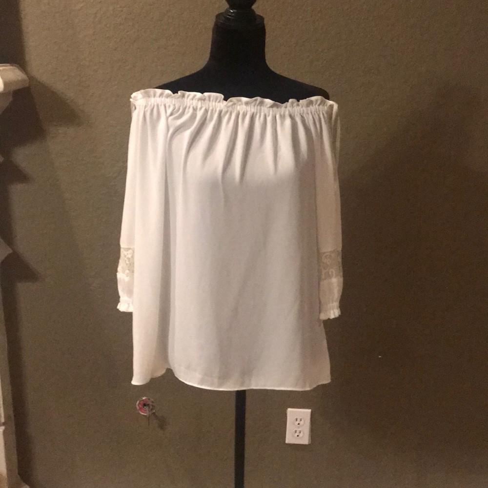 New York &Co-White Blouse